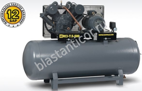 Поршневые компрессоры серии RECOM RCI с производительностью до 1,2 м³/мин